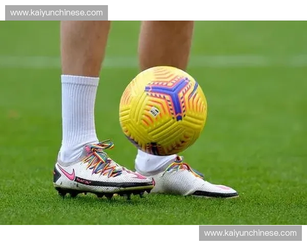 英超发起“骄傲同行”LGBT+支持活动，避免强制佩戴彩虹袖标