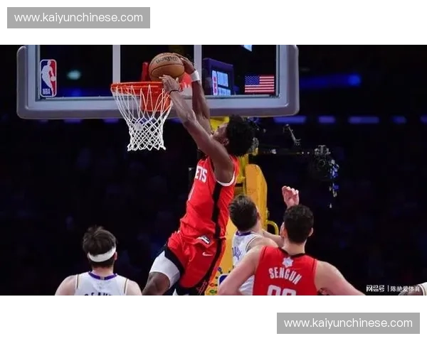 里夫斯末节三分反超，湖人23-7攻势展示团队篮球威力